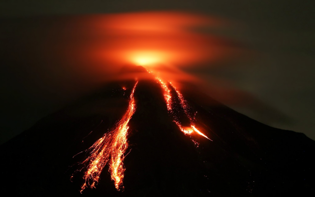 3840x2528 pix. Wallpaper volcanoes, nature, lava, night