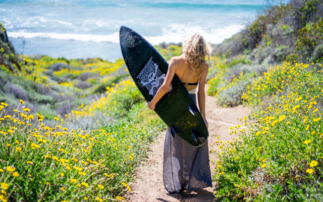 2560x1709 pix. Wallpaper women, outdoors, model, surfing, surf, surfboard, flowers, ocean