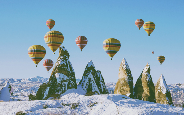 1920x1200 pix. Wallpaper hot air balloon, balloon, cappadocia, turkey, winter, snow