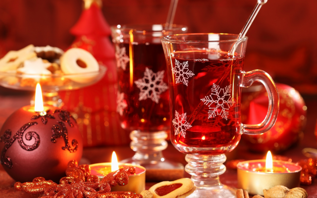 3840x2160 pix. Wallpaper new year, candles, christmas, table, glass, tea