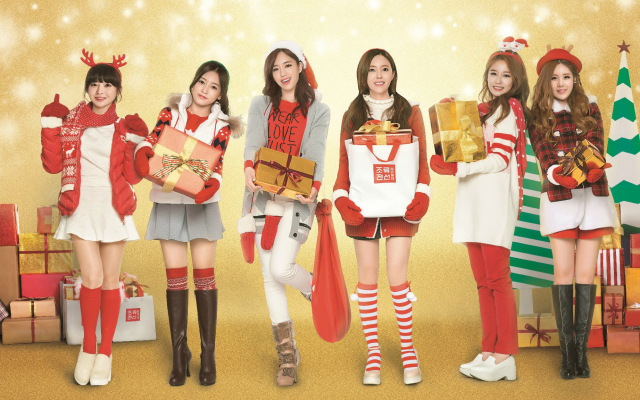 2048x1152 pix. Wallpaper k-pop, t-ara, hyomin, christmas, new year, skirt, stockings, women, music, brunette