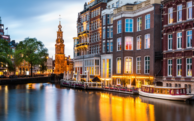 5760x3240 pix. Wallpaper munttoren, mint tower, amsterdam, boat, building, netherlands, city