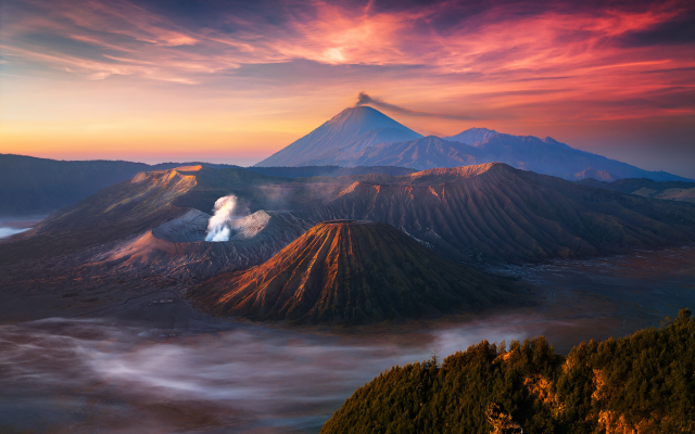 2048x1525 pix. Wallpaper bromo, volcano, java, indonesia, sunrise, fog, mountains, nature