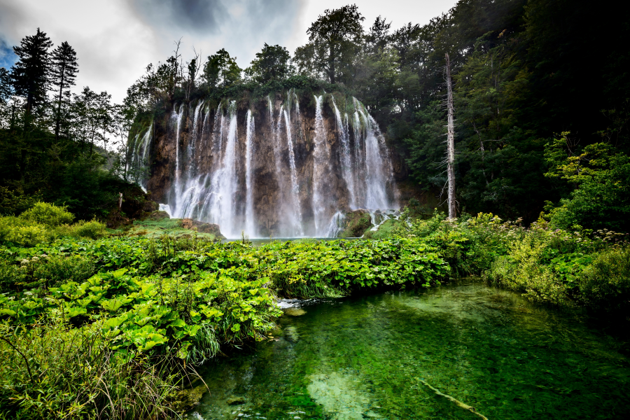 7000x4673 pix. Wallpaper forest, waterfall, nature, croatia, plitvice lakes national park