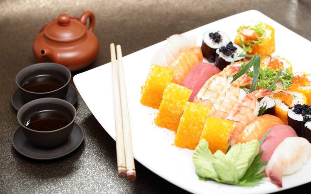 5760x3840 pix. Wallpaper sushi, rolls, sauce, ginger, japanese cuisine, food