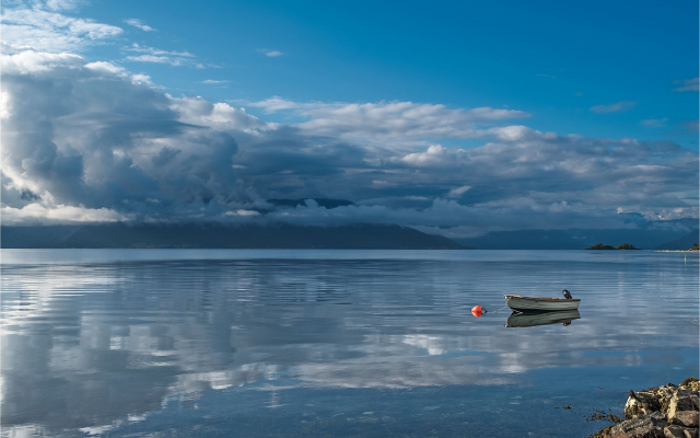 2560x1660 pix. Wallpaper norway, fjord, nature, boat, lake, water