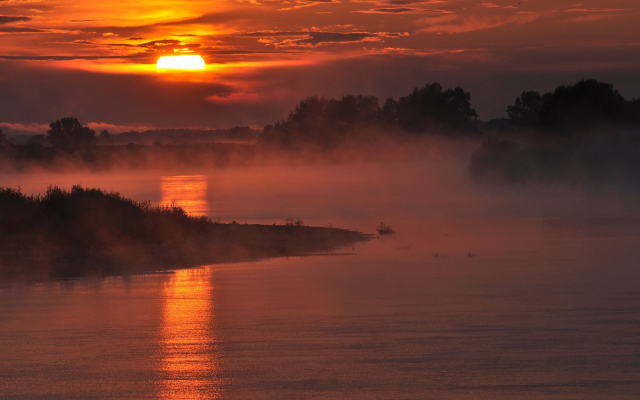 2560x1700 pix. Wallpaper sun, morning, fog, river, nature, clouds