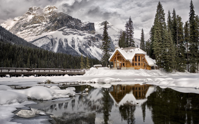 2048x1358 pix. Wallpaper emerald lake, canada, mountains, lake, winter, snow, house, yoho national park, british columbia