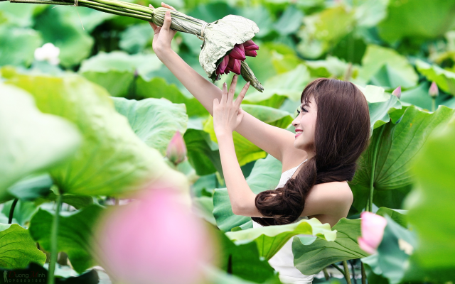 2048x1151 pix. Wallpaper smiling, asian, plants, green, women, model