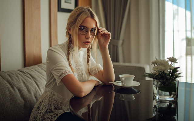 2000x1125 pix. Wallpaper ksenia kokoreva, women, glasses, blonde, model, cup, table