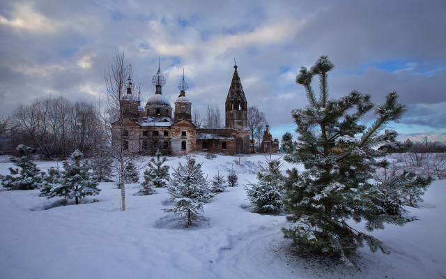 2400x1599 pix. Wallpaper winter, snow, landscape, ruin, church, nature