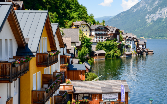 4928x3264 pix. Wallpaper city, lake, mountains, halstatt, austria