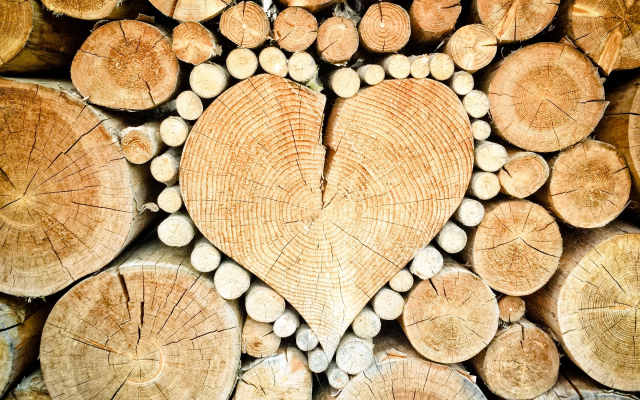 2400x1800 pix. Wallpaper heart, wood, love, log