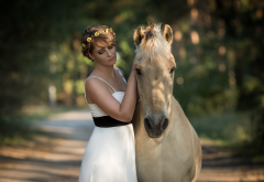 horse, women, outdoors, model, animals, dress wallpaper