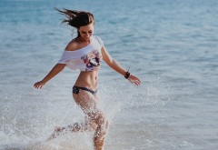 women, sea, running, smile, water, belly wallpaper