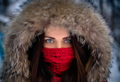 women, outdoors, face, red scarf, eyes, winter, fur hood wallpaper