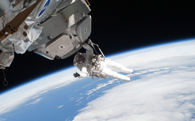 3000x1875 pix. Wallpaper astronaut, Earth, space, NASA, International Space Station, ISS, planet