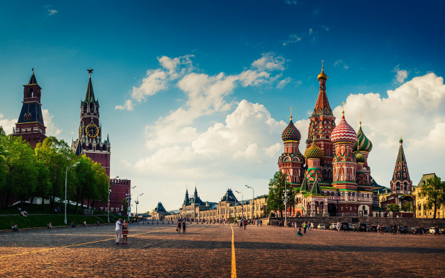 1920x1080 pix. Wallpaper Moscow, Kremlin, Russia, cityscape, architecture, city, building, urban, town squares, cathedral