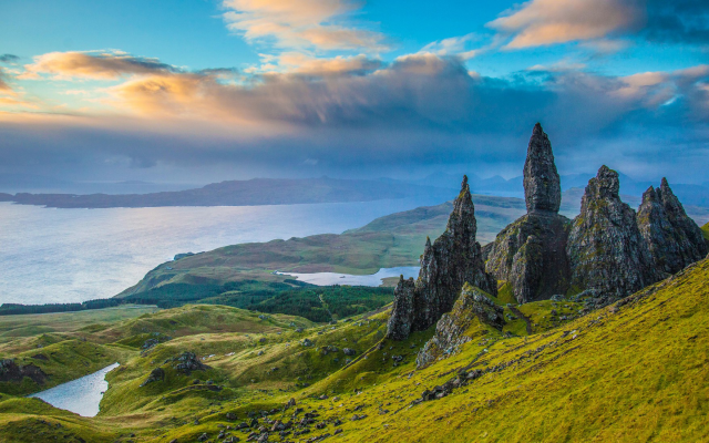 2048x1101 pix. Wallpaper Sunrise, Old Man of Storr, Isle of Skye, Scotland, United Kingdom, nature, clouds, sea, hill