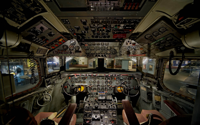 3000x2000 pix. Wallpaper Douglas C-54, aircraft, cockpit, aviation