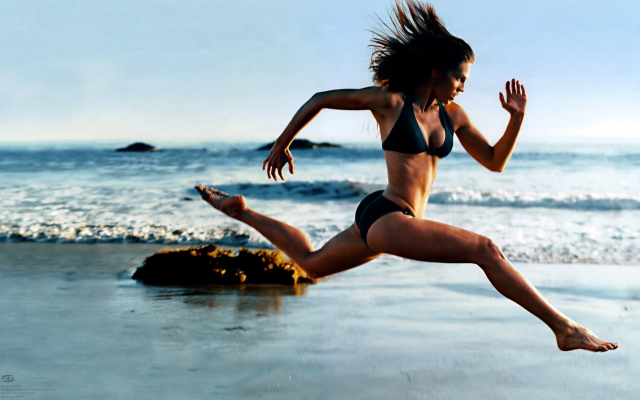 2241x1396 pix. Wallpaper fitness, girl, beach, women, running