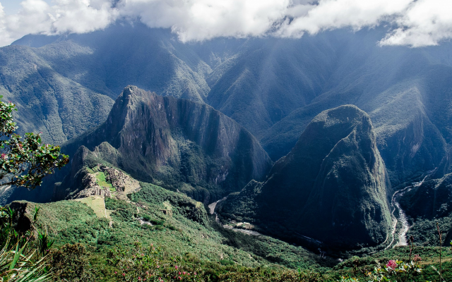 2736x2052 pix. Wallpaper Machu Picchu, clouds, mountains, Peru