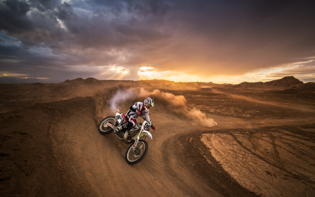 2048x1367 pix. Wallpaper motocross, sunset, desert, motorcycle, motorbike