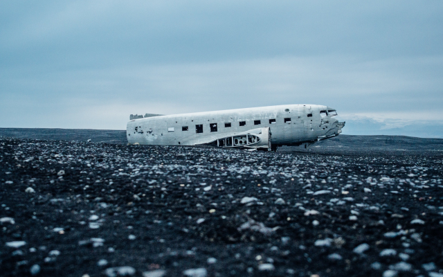 2293x1720 pix. Wallpaper wreck, aircraft, iceland, us navy, dc-3, solheimasandur beach