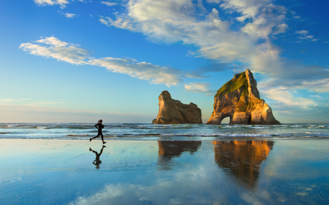 2880x1800 pix. Wallpaper beach, sea, rocks, sky, clouds, girl, sports, running, nature