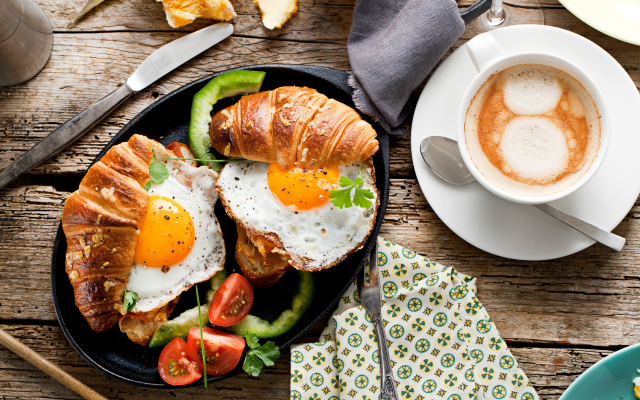 7000x4667 pix. Wallpaper food, tomato, coffee, scrambled eggs, cup, spoon, breakfast
