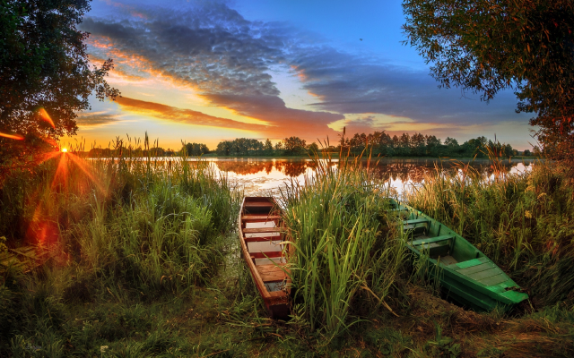 2560x1676 pix. Wallpaper lake, sky, reed, boat, sun, end of summer, nature
