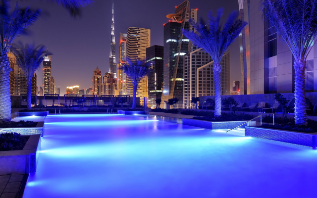 3024x2016 pix. Wallpaper city, dubai, evening, uae, pool, palm tree, burj khalifa