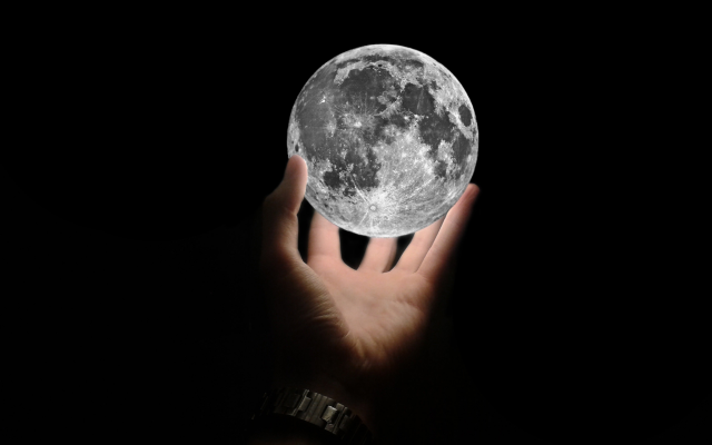 2560x1600 pix. Wallpaper hand, ball, light, moon