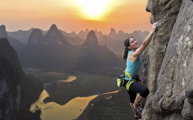 1920x1282 pix. Wallpaper rock climbing, china, women, extreme, sport, mountains, sunsey, nature, 
