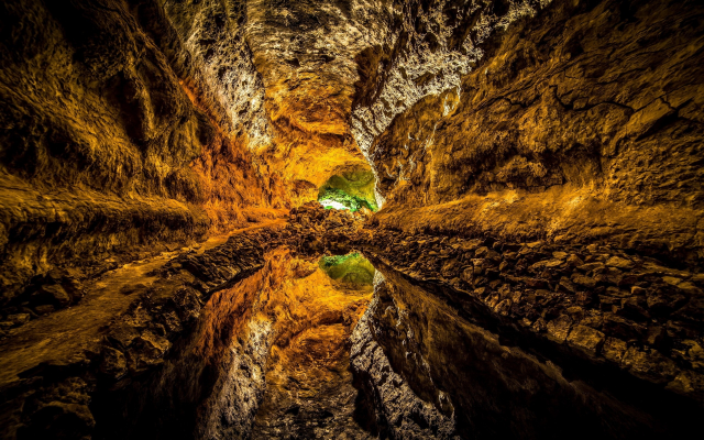 2560x1600 pix. Wallpaper cueva de los verdes, cave, lava tube, lanzarote, canary islands, spain