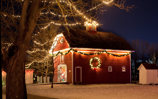 5151x3270 pix. Wallpaper house, tree, illumination, christmas, winter, snow, holidays