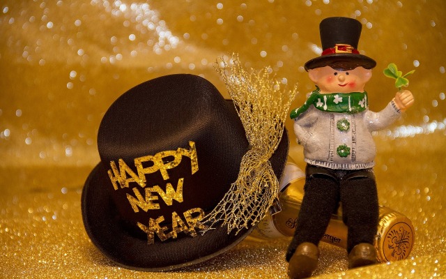 1920x1280 pix. Wallpaper toy, hat, holidays, happy new year, new year, champagne