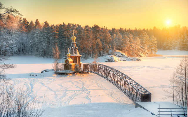 2000x1325 pix. Wallpaper nature, winter, snow, forest, river, vuoksa, church, bridge, sun