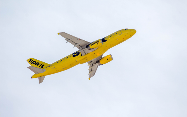 5184x3456 pix. Wallpaper spirit airlines, sky, plane, takeoff, yellow aircraft, airbus a320-200, airbus, airbus a320, n608nk