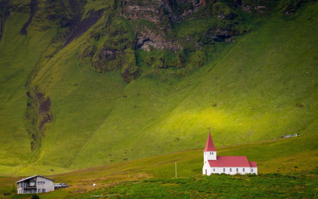 2000x1361 pix. Wallpaper grassland, iceland, church, nature, mountains