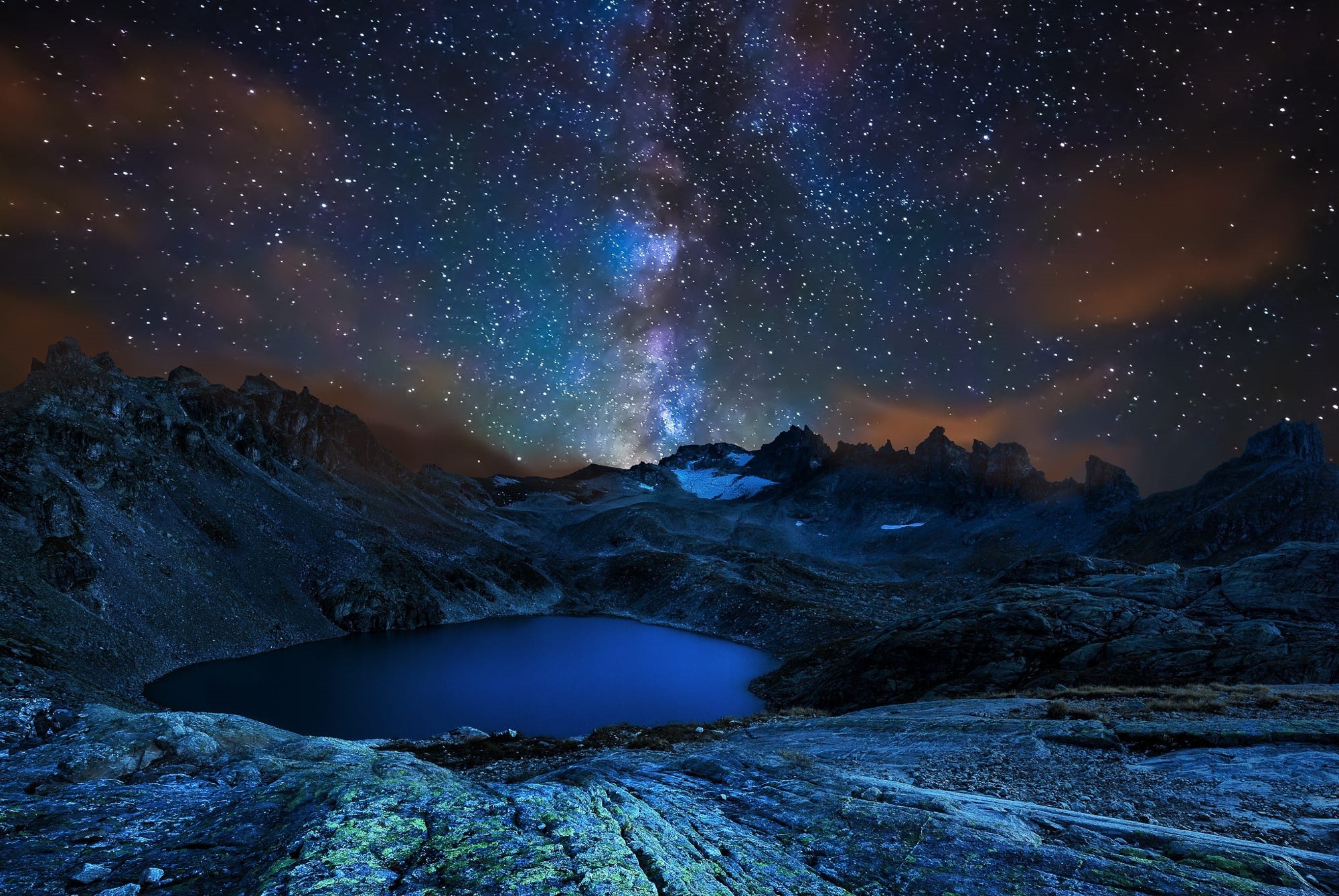 Mountain night. Гора Маттерхорн ночью Северное сияние. Маттерхорн Млечный путь. Звездное небо в горах. Ночные горы.