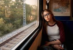 women, portrait, brunette, glasses, shirt, train, girl wallpaper