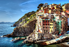 Cinque Terre, Italy, sea, city, dock, boat, building, colorful, hill, cityscape, cliff wallpaper